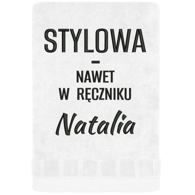 stylowa-nawet-w-reczniku-bialy.jpg
