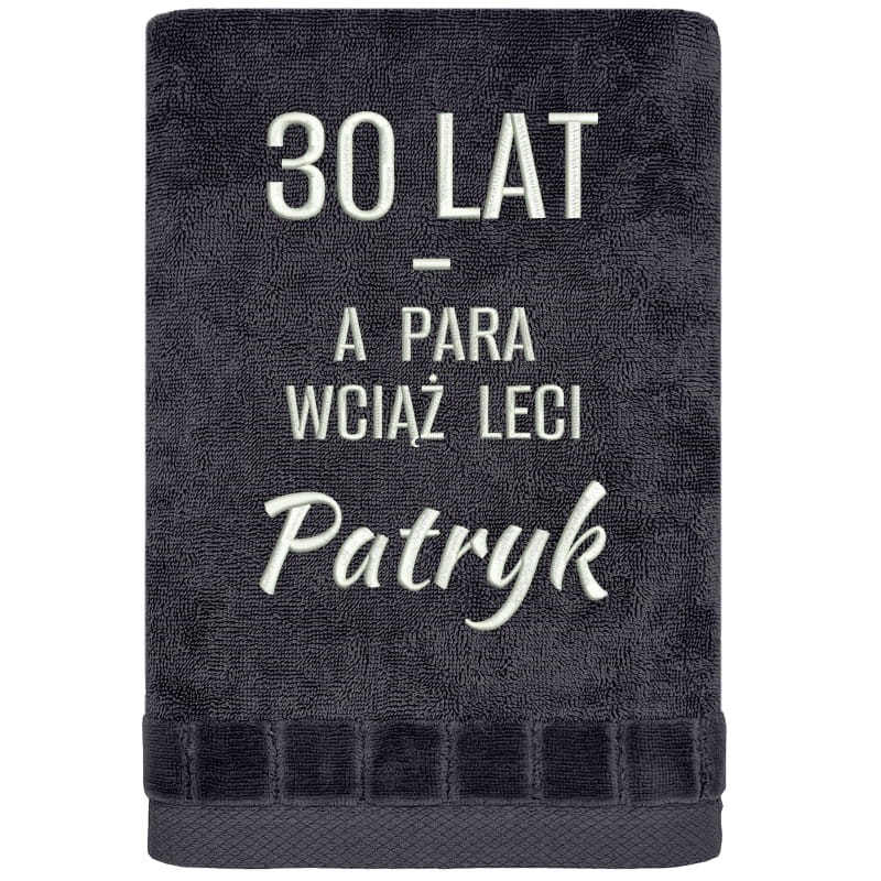 30-lat-a-para-wciaz-leci-bialy.jpg