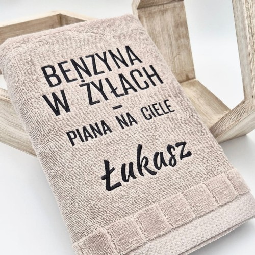 benzyna-w-zylach-piana-na-ciele-a.jpg