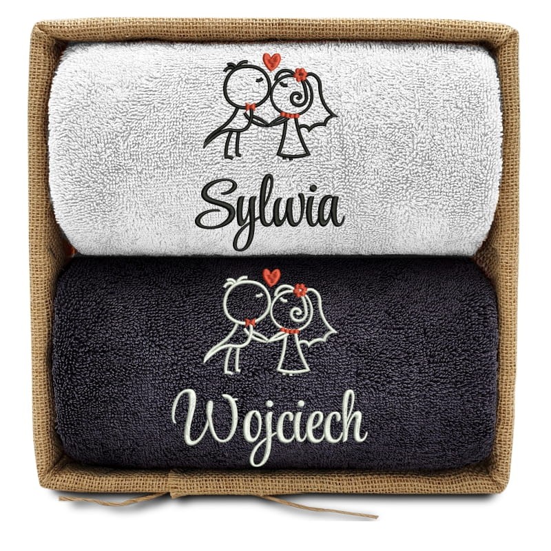 prezent-na-slub-2-reczniki-w-koszu-pocalunek-pary-mlodej-bialy-grafit.jpg