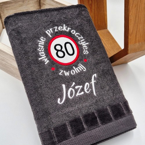 wlasnie-przekroczyles-80-zwolnij-a.jpg