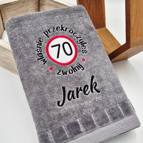 wlasnie-przekroczyles-70-zwolnij-a.jpg