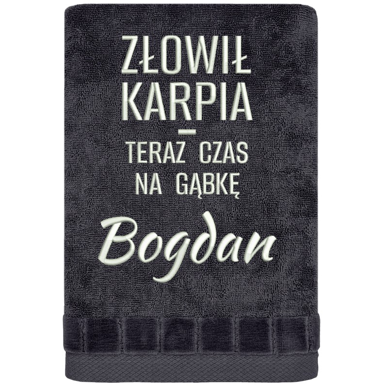 zlowil-karpia-teraz-czas-na-gabke-grafit.jpg