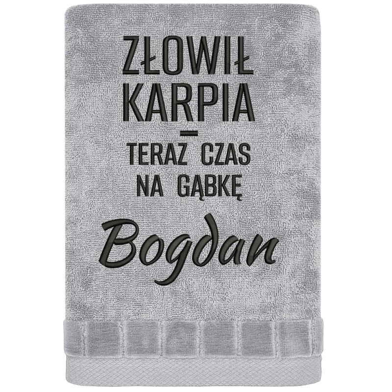 zlowil-karpia-teraz-czas-na-gabke-szary.jpg