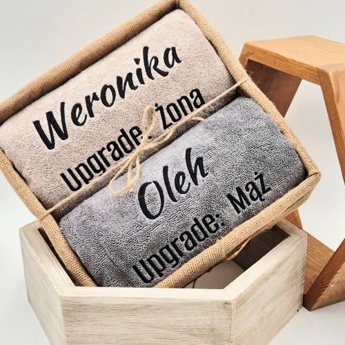 PREZENT DLA PARY 2 ręczniki w koszu UPGRADE