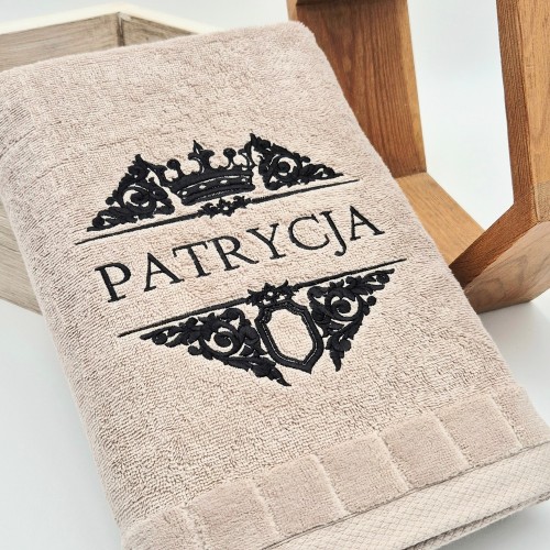 RĘCZNIK personalizowany z imieniem właściciela OZDOBNIK Z KORONĄ