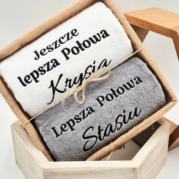 lepsza-połowa-2-reczniki-prezent-dla-pary-na-slub-a.jpg