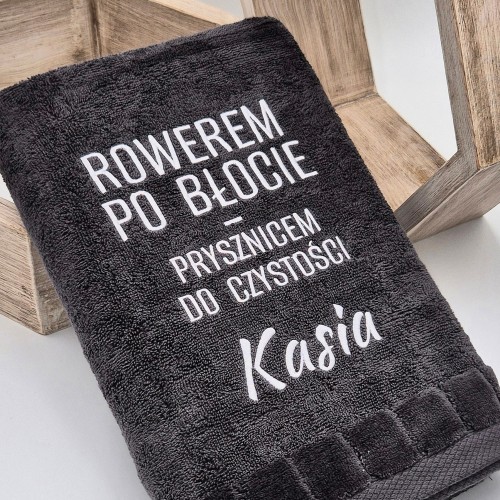 RĘCZNIK rowerem po błocie - prysznicem do czystości