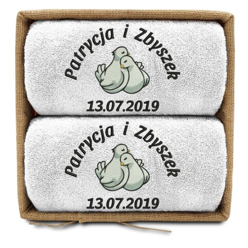PREZENT ŚLUBNY 2 ręczniki w koszu GOŁĘBIE