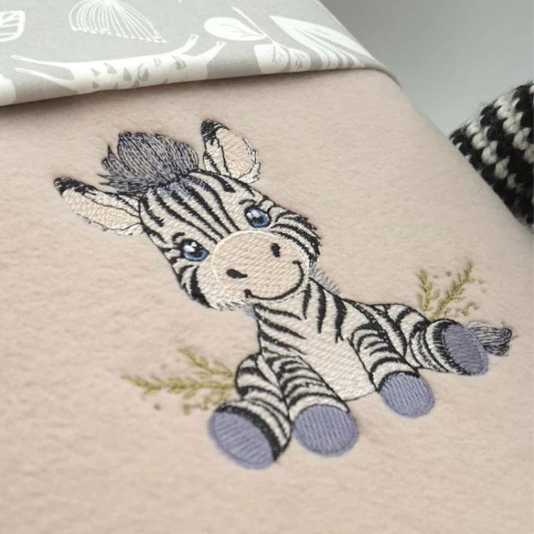 kocyk-zebra-bez-szary-b.jpg