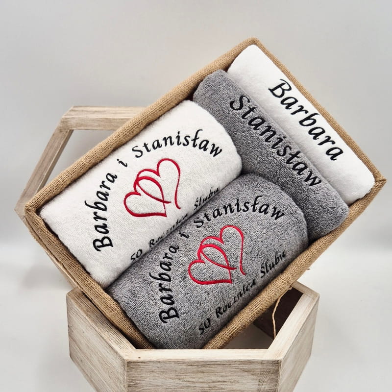 ROCZNICA ŚLUBU 4 ręczniki w koszu SERCA